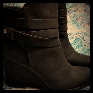 Black wedge booties